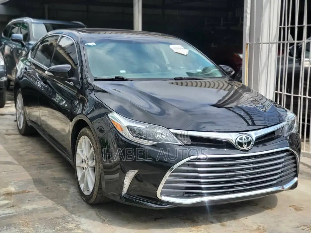 Toyota Avalon XLE 4dr Sedan (3.5L 6cyl 6A) 2015 Black